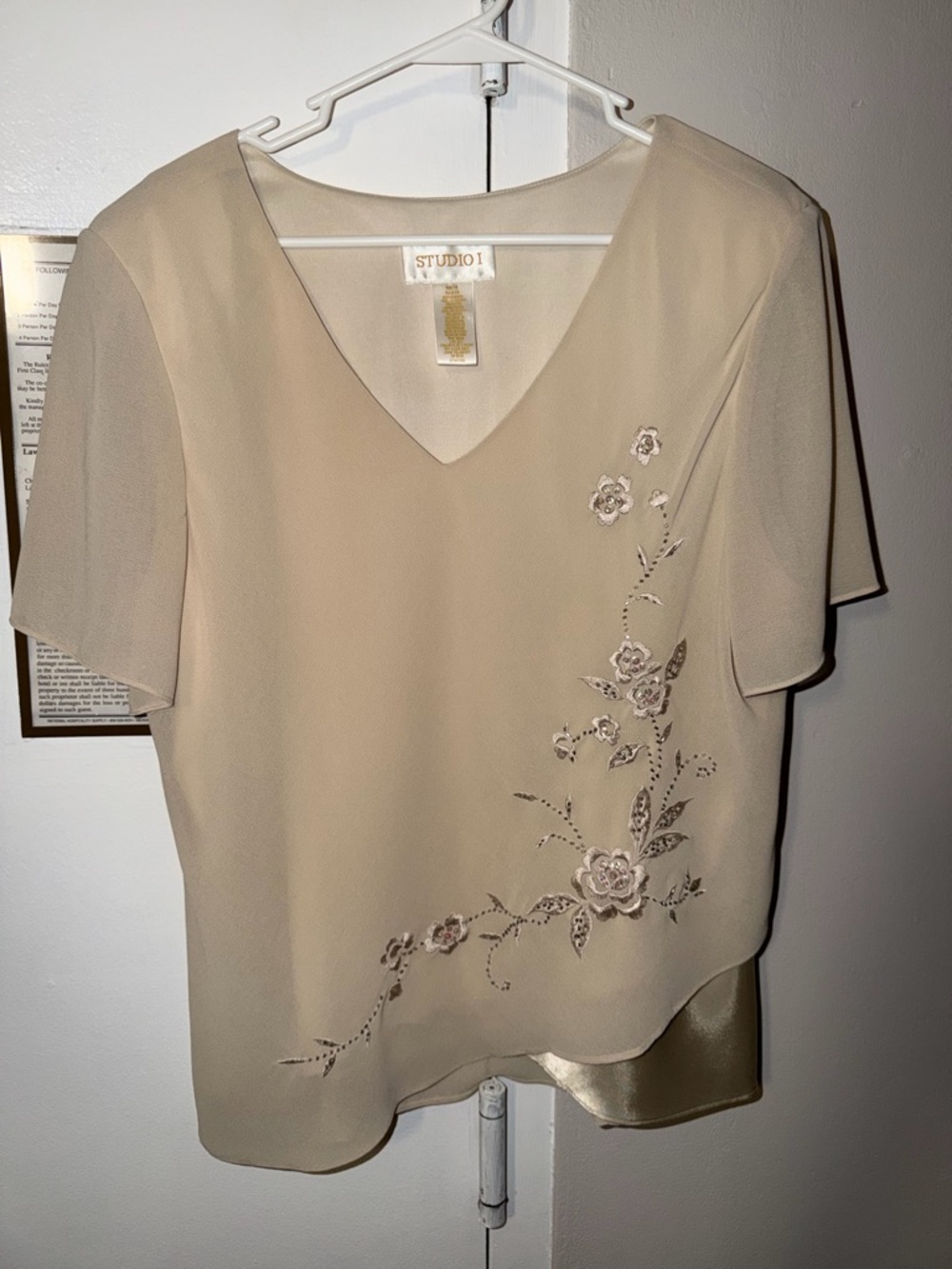 Studio One Cream Floral Embroidered V-Neck Blouse